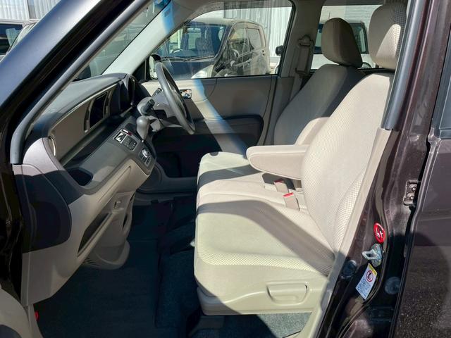 Ｎ－ＯＮＥ Ｇ・Ｌパッケージ　４ＷＤ　ディスプレイオーディオ　バックモニター　ＨＩＤヘッドライト　オートライト　プッシュスタート　チルトステアリング　ＨＤＭＩ　シートリフター　電格ミラー　オートエアコン　アイドリングストップ（23枚目）