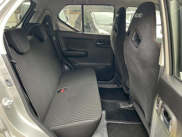 アルトワークス ベースグレード　４ＷＤ　５速ＭＴ　純正１５インチアルミ　プッシュスタート　オートライト　フロントフォグランプ　ＲＥＣＡＲＯシート　ヒーテッドドアミラーウインカー　ステアリングリモコン　チルトステア　リアスポイラー（21枚目）