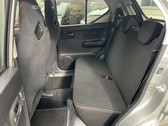 アルトワークス ベースグレード　４ＷＤ　５速ＭＴ　純正１５インチアルミ　プッシュスタート　オートライト　フロントフォグランプ　ＲＥＣＡＲＯシート　ヒーテッドドアミラーウインカー　ステアリングリモコン　チルトステア　リアスポイラー（23枚目）