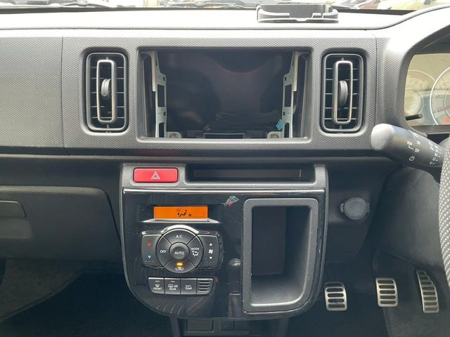 アルトワークス ベースグレード　４ＷＤ　５速ＭＴ　純正１５インチアルミ　プッシュスタート　オートライト　フロントフォグランプ　ＲＥＣＡＲＯシート　ヒーテッドドアミラーウインカー　ステアリングリモコン　チルトステア　リアスポイラー（28枚目）