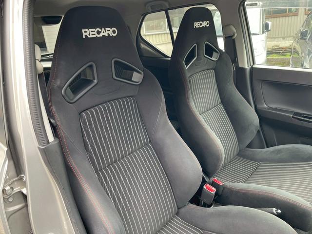 アルトワークス ベースグレード　４ＷＤ　５速ＭＴ　純正１５インチアルミ　プッシュスタート　オートライト　フロントフォグランプ　ＲＥＣＡＲＯシート　ヒーテッドドアミラーウインカー　ステアリングリモコン　チルトステア　リアスポイラー（43枚目）