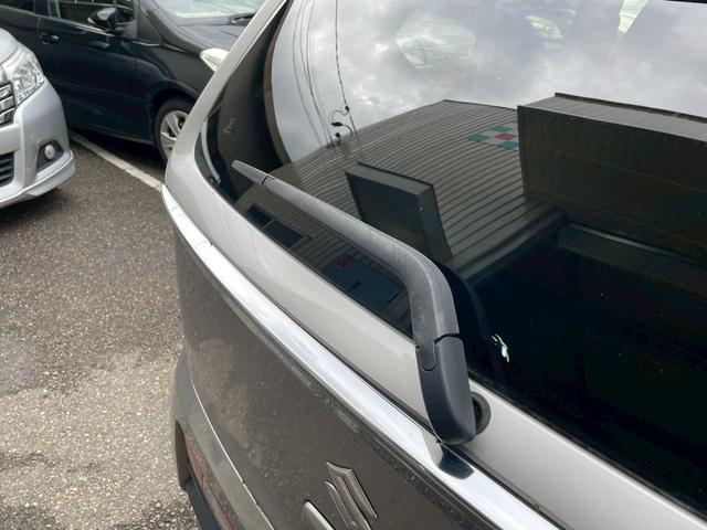 アルトワークス ベースグレード　４ＷＤ　５速ＭＴ　純正１５インチアルミ　プッシュスタート　オートライト　フロントフォグランプ　ＲＥＣＡＲＯシート　ヒーテッドドアミラーウインカー　ステアリングリモコン　チルトステア　リアスポイラー（54枚目）