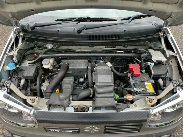 アルトワークス ベースグレード　４ＷＤ　５速ＭＴ　純正１５インチアルミ　プッシュスタート　オートライト　フロントフォグランプ　ＲＥＣＡＲＯシート　ヒーテッドドアミラーウインカー　ステアリングリモコン　チルトステア　リアスポイラー（60枚目）