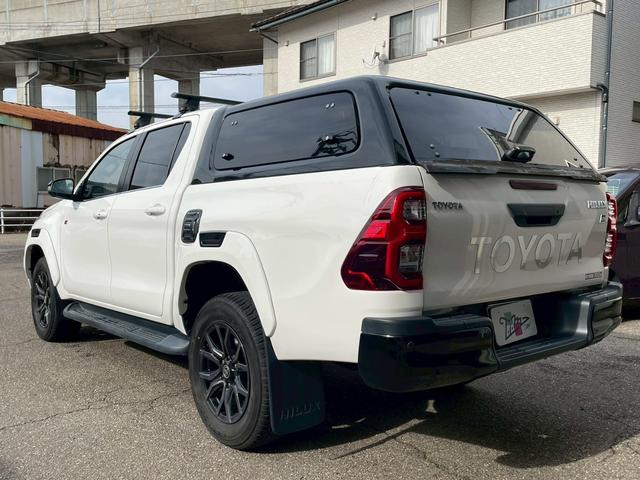 ハイラックス Ｚ　ＧＲスポーツ　純正ディスプレイオーディオ　全方位モニター　プリクラッシュセーフティ　キャノピー　ルーフキャリアー　パワーシート　合皮コンビシート　レッドキャリパー　ＥＴＣ　ドライブレコーダー　ＬＥＤヘッドランプ（15枚目）