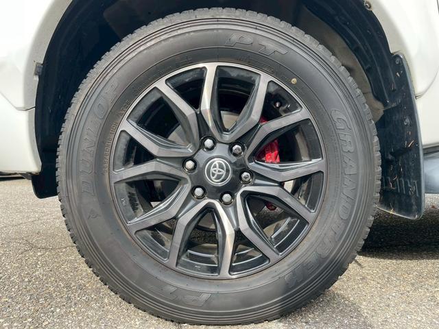 ハイラックス Ｚ　ＧＲスポーツ　純正ディスプレイオーディオ　全方位モニター　プリクラッシュセーフティ　キャノピー　ルーフキャリアー　パワーシート　合皮コンビシート　レッドキャリパー　ＥＴＣ　ドライブレコーダー　ＬＥＤヘッドランプ（68枚目）