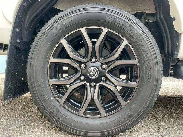 ハイラックス Ｚ　ＧＲスポーツ　純正ディスプレイオーディオ　全方位モニター　プリクラッシュセーフティ　キャノピー　ルーフキャリアー　パワーシート　合皮コンビシート　レッドキャリパー　ＥＴＣ　ドライブレコーダー　ＬＥＤヘッドランプ（74枚目）