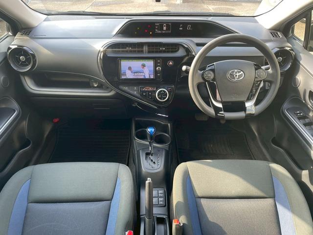 アクア Ｓ　純正ＳＤナビ　Ｂｌｕｅｔｏｏｔｈ　バックモニター　フルセグ　ＬＥＤヘッドライト　プリクラッシュセーフティ　レーンディパーチャーアラート　オートマチックハイビーム　プッシュスタート　ＥＴＣ　オートライト（2枚目）