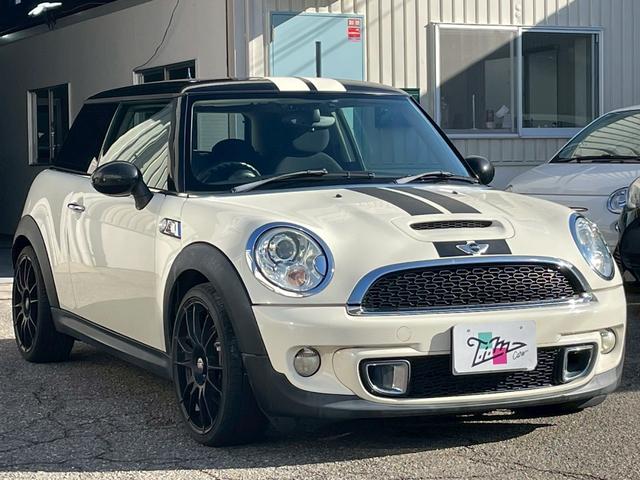 MINI クーパーS 純正オーディオ 社外18インチアルミ ツートンカラー HIDヘッドライト ターボ車 ETC パドルシフト スマートキー フロントフォグランプ ストライプ付 センターマフラー 電格ミラー 横滑り防止(11枚目)