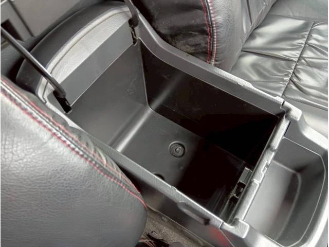 ハイラックスサーフ ＳＳＲ－Ｘ　４ＷＤ　リフトアップ車　社外メモリーナビ　バックモニター　フルセグ　社外イカリングヘッドライト　社外フロントグリル　サイドステップ　パートタイム４ＷＤ　ＥＴＣ　木目調コンビステアリング　キーレスキー（47枚目）