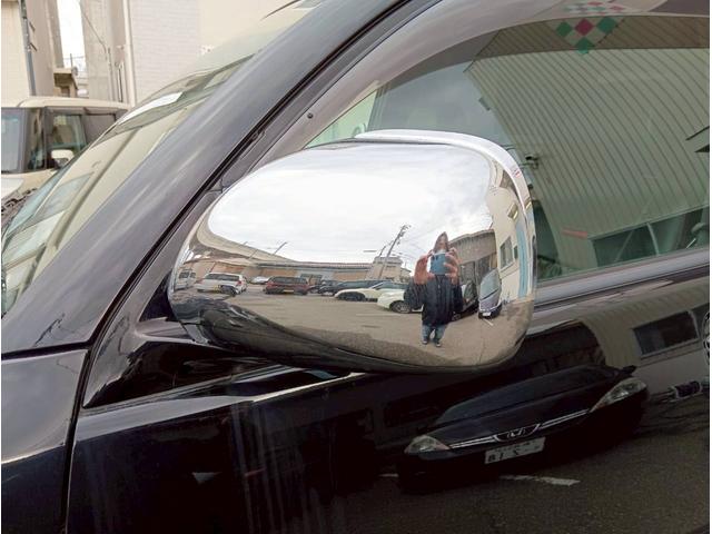 ハイラックスサーフ ＳＳＲ－Ｘ　４ＷＤ　リフトアップ車　社外メモリーナビ　バックモニター　フルセグ　社外イカリングヘッドライト　社外フロントグリル　サイドステップ　パートタイム４ＷＤ　ＥＴＣ　木目調コンビステアリング　キーレスキー（57枚目）