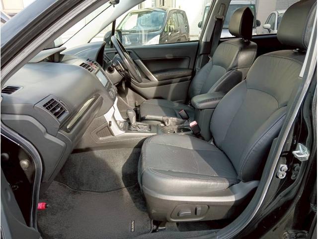 フォレスター ２．０ｉ－Ｓ　アイサイト　４ＷＤ　メモリーナビ　フルセグ　Ｂｌｕｅｔｏｏｔｈ　バックモニター　本革シート　アイサイト　ＥＴＣ　１７インチアルミ　パワーバックドア　パワーシート　シートヒーター　パドルシフト　プッシュスタート（23枚目）