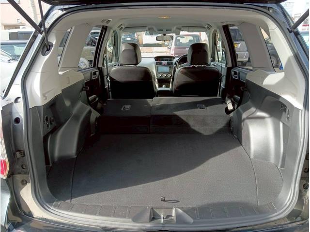 フォレスター ２．０ｉ－Ｓ　アイサイト　４ＷＤ　メモリーナビ　フルセグ　Ｂｌｕｅｔｏｏｔｈ　バックモニター　本革シート　アイサイト　ＥＴＣ　１７インチアルミ　パワーバックドア　パワーシート　シートヒーター　パドルシフト　プッシュスタート（26枚目）