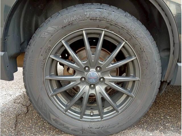 フォレスター ２．０ｉ－Ｓ　アイサイト　４ＷＤ　メモリーナビ　フルセグ　Ｂｌｕｅｔｏｏｔｈ　バックモニター　本革シート　アイサイト　ＥＴＣ　１７インチアルミ　パワーバックドア　パワーシート　シートヒーター　パドルシフト　プッシュスタート（62枚目）