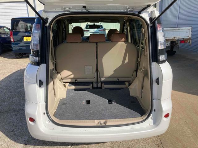 シエンタ Ｇ　バックカメラ　ナビ　ＴＶ　両側電動スライドドア　ＨＩＤ　電動格納ミラー　３列シート　ＣＶＴ　アルミホイール　ＣＤ　ＤＶＤ再生　ＵＳＢ　Ｂｌｕｅｔｏｏｔｈ　衝突安全ボディ　ＡＢＳ　エアコン（19枚目）