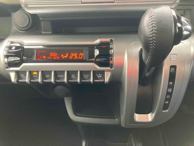 シフトレバー。ぜひ一度お客様の目で確認してください。