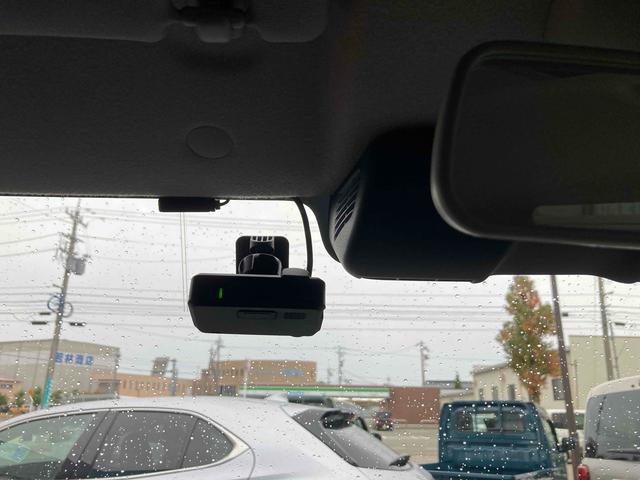 ご覧頂きまして誠に有難うございます！！是非ご来店して頂き、実際にご覧になって頂ければと思います。お客様からのご連絡をスタッフ一同、心よりお待ちしております