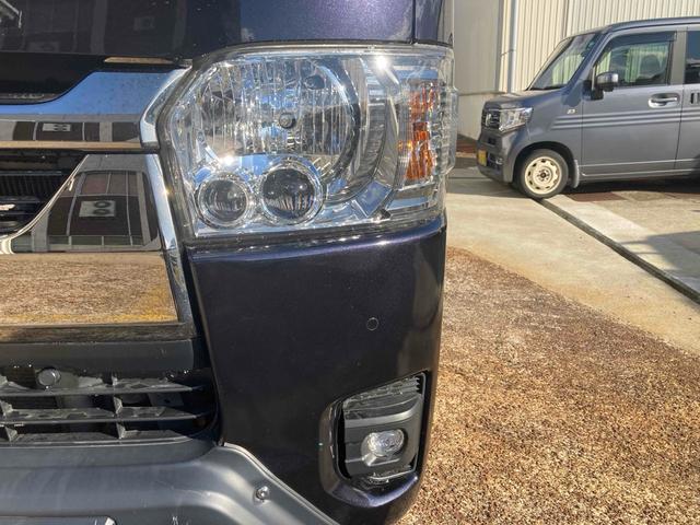ハイエースバン スーパーGL ダークプライムII 4WD ドライブレコーダー 全周囲カメラ ナビ TV レーンアシスト 衝突被害軽減システム 両側スライドドア オートマチックハイビーム オートライト スマートキー 電動格納ミラー CVT CD(24枚目)