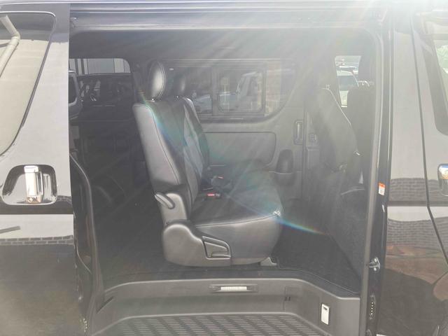 ハイエースバン スーパーGL ダークプライムII 4WD ドライブレコーダー 全周囲カメラ ナビ TV レーンアシスト 衝突被害軽減システム 両側スライドドア オートマチックハイビーム オートライト スマートキー 電動格納ミラー CVT CD(31枚目)