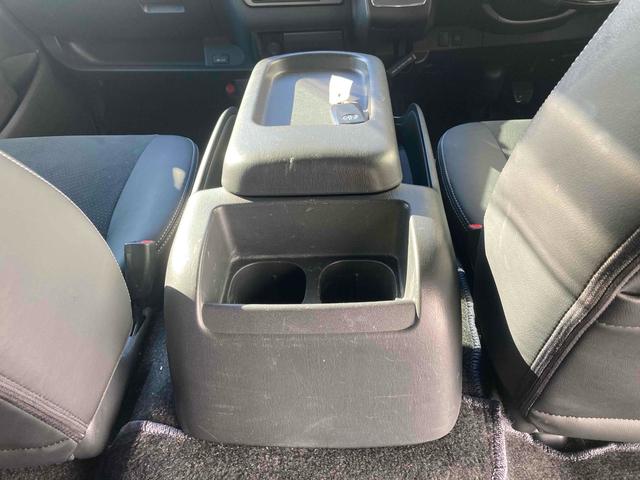 ハイエースバン スーパーGL ダークプライムII 4WD ドライブレコーダー 全周囲カメラ ナビ TV レーンアシスト 衝突被害軽減システム 両側スライドドア オートマチックハイビーム オートライト スマートキー 電動格納ミラー CVT CD(36枚目)