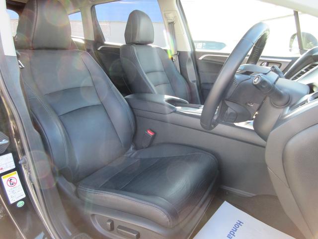 ジェイド ハイブリッドＸ　ＨｏｎｄａＳＥＮＳＩＮＧ　純正ナビ　ＬａｎｅＷａｔｃｈ　後退出庫サポート　レザーシート　ＥＴＣ（5枚目）