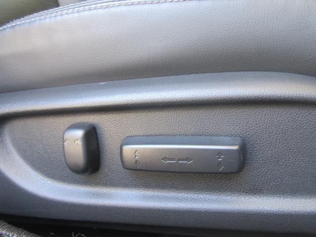 ジェイド ハイブリッドＸ　ＨｏｎｄａＳＥＮＳＩＮＧ　純正ナビ　ＬａｎｅＷａｔｃｈ　後退出庫サポート　レザーシート　ＥＴＣ（6枚目）