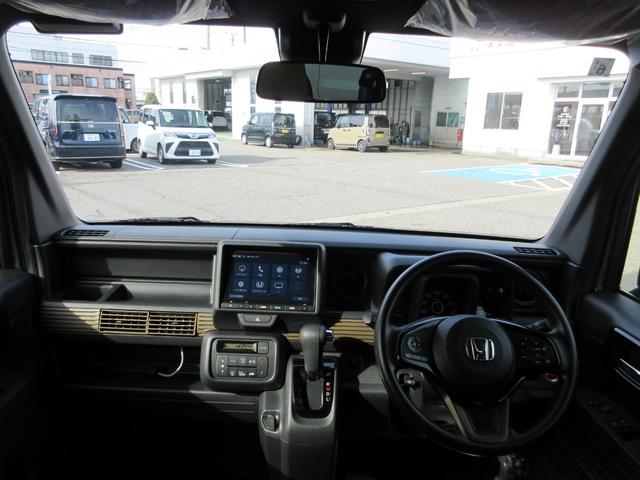 Ｎ－ＶＡＮ ファン　スタイル＋ネイチャー　８インチナビ（4枚目）