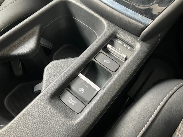 中古車のクレジット、カーリースもお取り扱いさせて頂いております。ご質問等も営業スタッフが対応させて頂きます。お気軽にお問い合わせください。