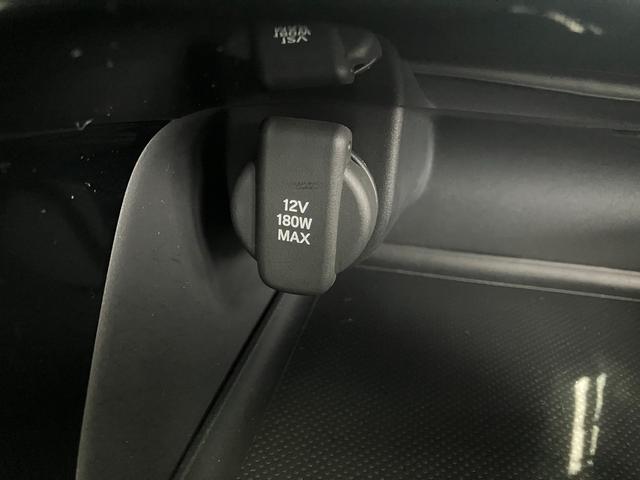 当店は仕上げ業者と提携して、車両の仕上げを行っております。磨き、ルームクリーニング、ヘッドライト磨き、を一貫して行っております。