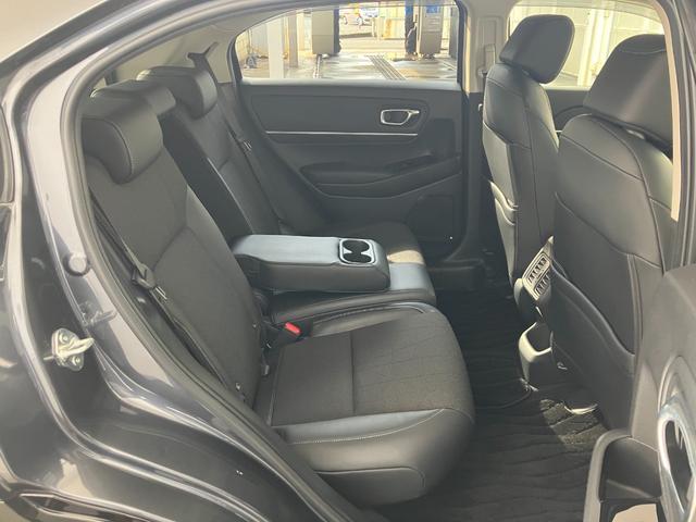 当店は仕上げ業者と提携して、車両の仕上げを行っております。磨き、ルームクリーニング、ヘッドライト磨き、を一貫して行っております。