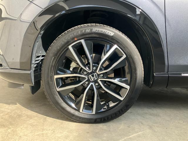 当店は仕上げ業者と提携して、車両の仕上げを行っております。磨き、ルームクリーニング、ヘッドライト磨き、を一貫して行っております。