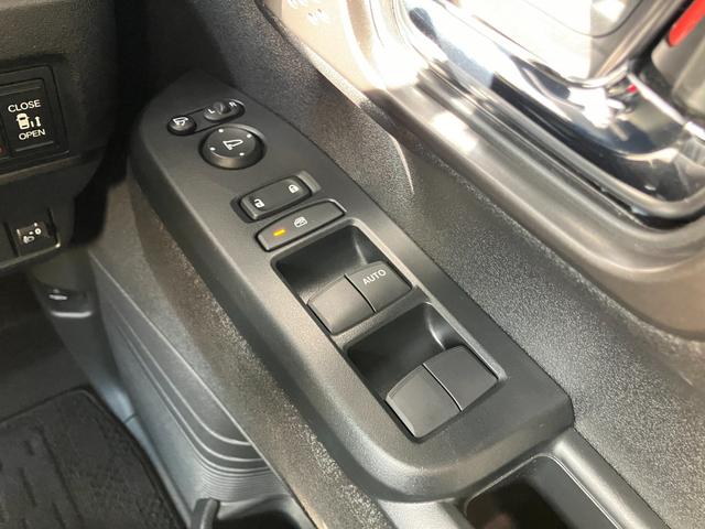 N-BOXカスタム ターボ(25枚目)