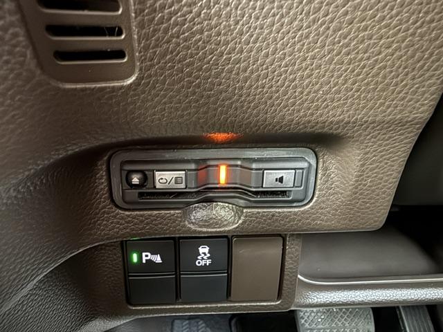 N-BOX G ドラレコ ETC フルセグ インターンナビ アルミホイール フロアマット USB入力端子 スマートキー 両側スライドドア(3枚目)