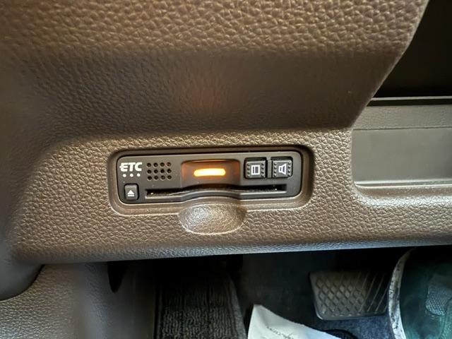 【ＥＴＣ】有料道路で大変便利なＥＴＣ車載器装備で、高速道路もスムーズに通過できます♪