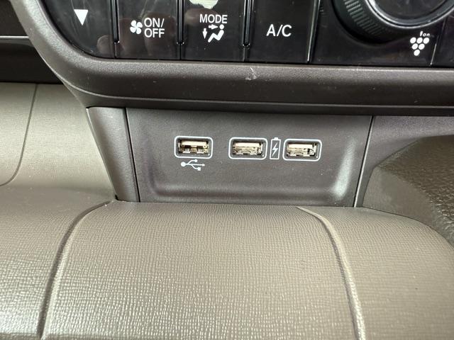 N-WGN Lホンダセンシング 4WD フルセグ ETC シートヒーター インターナビ フロアマット USB入力端子 スマートキー クルーズコントロール(16枚目)