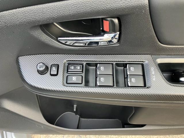 レヴォーグ １．６ＧＴ－Ｓアイサイト　４ＷＤ　ターボ　純正メモリーナビ　フルセグＴＶ　バックカメラ　Ｂｌｕｅｔｏｏｔｈオーディオ　ＥＴＣ　スマートキー　プッシュスタート　衝突被害軽減システム　純正１８インチアルミ　ＬＥＤヘッドライト（36枚目）