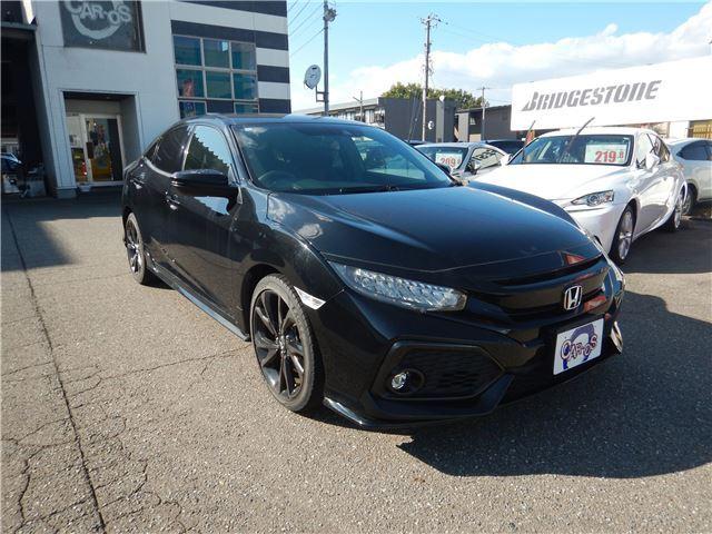 シビック ハッチバック 禁煙車 ホンダセンシング パドルシフト LEDヘッドライト 純正7インチナビ バックカメラ Bluetoothオーディオ フルセグTV/DVD再生 シートヒーター 電動パーキングブレーキ(3枚目)