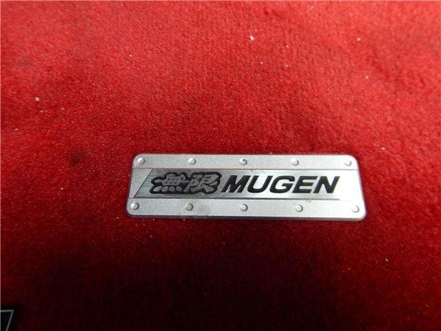 シビック ハッチバック 禁煙車 ホンダセンシング パドルシフト LEDヘッドライト 純正7インチナビ バックカメラ Bluetoothオーディオ フルセグTV/DVD再生 シートヒーター 電動パーキングブレーキ(8枚目)