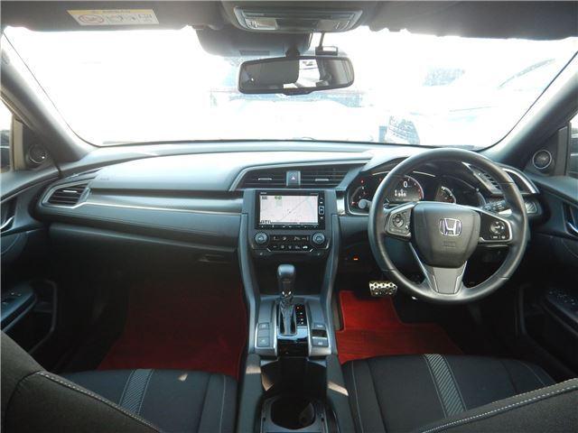 シビック ハッチバック 禁煙車 ホンダセンシング パドルシフト LEDヘッドライト 純正7インチナビ バックカメラ Bluetoothオーディオ フルセグTV/DVD再生 シートヒーター 電動パーキングブレーキ(14枚目)