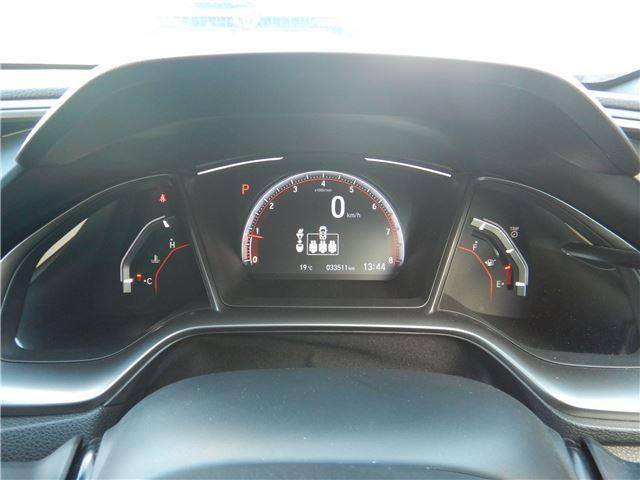 シビック ハッチバック 禁煙車 ホンダセンシング パドルシフト LEDヘッドライト 純正7インチナビ バックカメラ Bluetoothオーディオ フルセグTV/DVD再生 シートヒーター 電動パーキングブレーキ(16枚目)