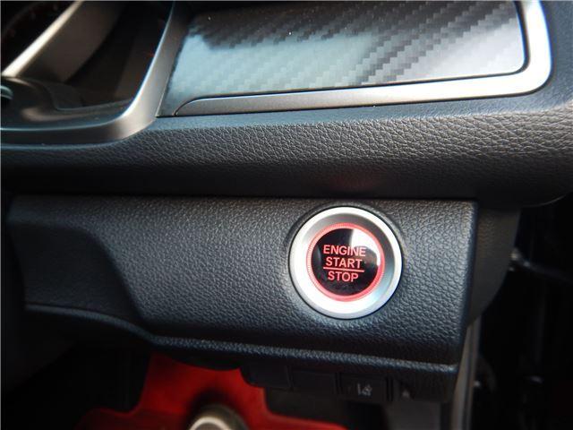 シビック ハッチバック 禁煙車 ホンダセンシング パドルシフト LEDヘッドライト 純正7インチナビ バックカメラ Bluetoothオーディオ フルセグTV/DVD再生 シートヒーター 電動パーキングブレーキ(20枚目)