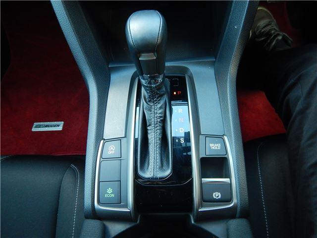 シビック ハッチバック 禁煙車 ホンダセンシング パドルシフト LEDヘッドライト 純正7インチナビ バックカメラ Bluetoothオーディオ フルセグTV/DVD再生 シートヒーター 電動パーキングブレーキ(28枚目)