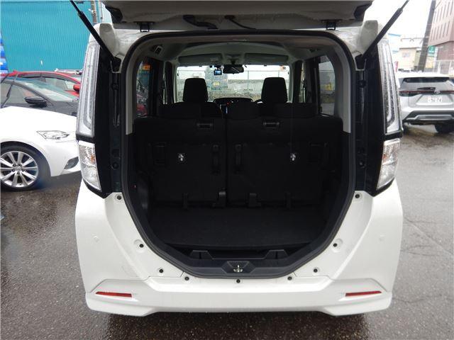 ルーミー カスタムG 禁煙車 スマートアシスト 両側パワースライドドア LEDヘッドライト/フォグライト 7インチナビ バックカメラ BTオーディオ フルセグTV ETC コーナーセンサー シートヒータ 純正14インチAW(12枚目)