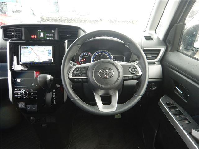 ルーミー カスタムG 禁煙車 スマートアシスト 両側パワースライドドア LEDヘッドライト/フォグライト 7インチナビ バックカメラ BTオーディオ フルセグTV ETC コーナーセンサー シートヒータ 純正14インチAW(17枚目)