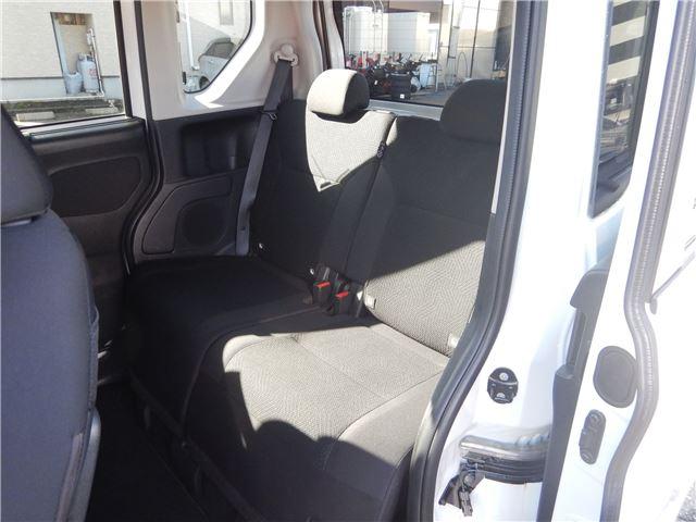 ナビ、ドライブレコーダー等の取付はもちろん、ライトのバルブ、車高調、エアロ取付、塗装、フィルム、ラッピング等カスタムも扱っております！お気軽にお問い合わせくださいませ！