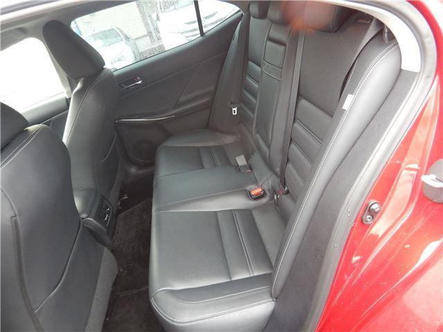 ご覧いただきありがとうございます！当店は、新車、中古車販売、車検整備、修理、板金、コーティング、自動車保険等扱っております。車に関する事は、すべてお任せくださいませ！