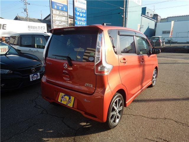 デイズ ハイウェイスター　Ｇターボ　禁煙車　エマージェンシーブレーキ　アラウンドビューモニター　７インチナビ　ＢＴオーディオ　フルセグＴＶ　ＥＴＣ　クルーズコントロール　ＨＩＤヘッドライト　スマートキー　プッシュスタート（2枚目）