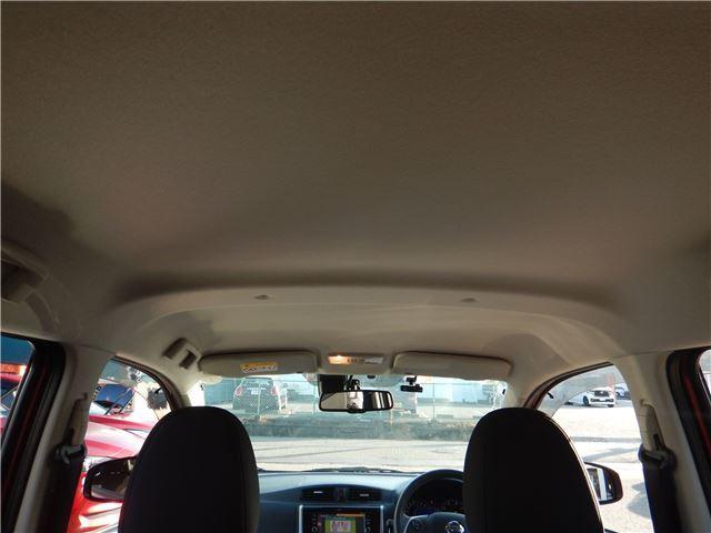 デイズ ハイウェイスター　Ｇターボ　禁煙車　エマージェンシーブレーキ　アラウンドビューモニター　７インチナビ　ＢＴオーディオ　フルセグＴＶ　ＥＴＣ　クルーズコントロール　ＨＩＤヘッドライト　スマートキー　プッシュスタート（13枚目）