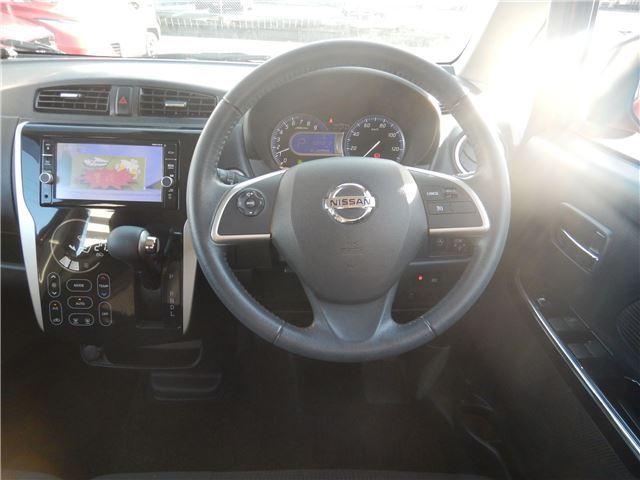 デイズ ハイウェイスター　Ｇターボ　禁煙車　エマージェンシーブレーキ　アラウンドビューモニター　７インチナビ　ＢＴオーディオ　フルセグＴＶ　ＥＴＣ　クルーズコントロール　ＨＩＤヘッドライト　スマートキー　プッシュスタート（15枚目）