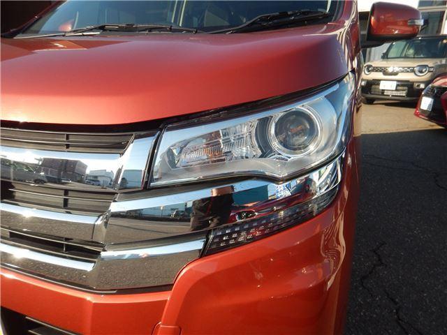 デイズ ハイウェイスター　Ｇターボ　禁煙車　エマージェンシーブレーキ　アラウンドビューモニター　７インチナビ　ＢＴオーディオ　フルセグＴＶ　ＥＴＣ　クルーズコントロール　ＨＩＤヘッドライト　スマートキー　プッシュスタート（33枚目）