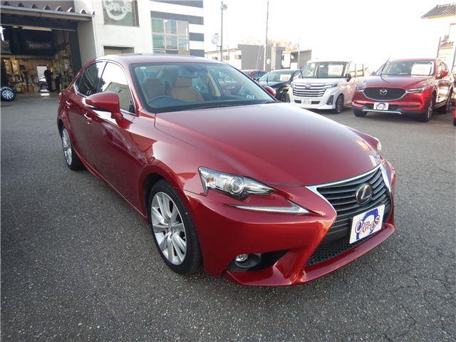 IS IS200t バージョンL 禁煙車 プリクラッシュセーフティ レーダークルーズコントロール ブラウンレザーシート/シートヒーター/ベンチレーション 7インチSDナビ バックカメラ BTオーディオ ハンドルヒーター HIDライト(3枚目)